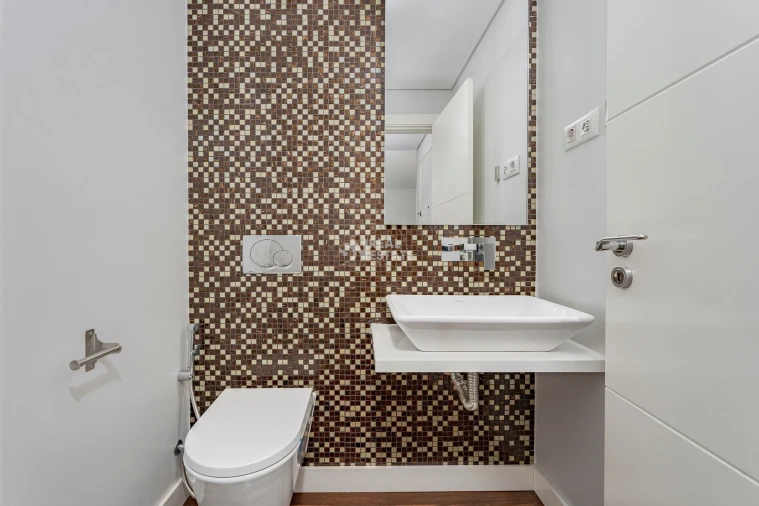 Apartamento T2 para Arrendamento em Funchal (Se) Foto 22