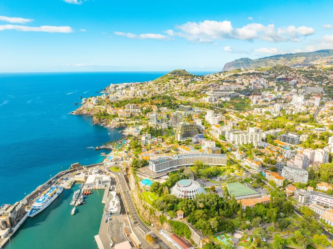 Apartamento T2 para Arrendamento em Funchal (Se) Foto 37