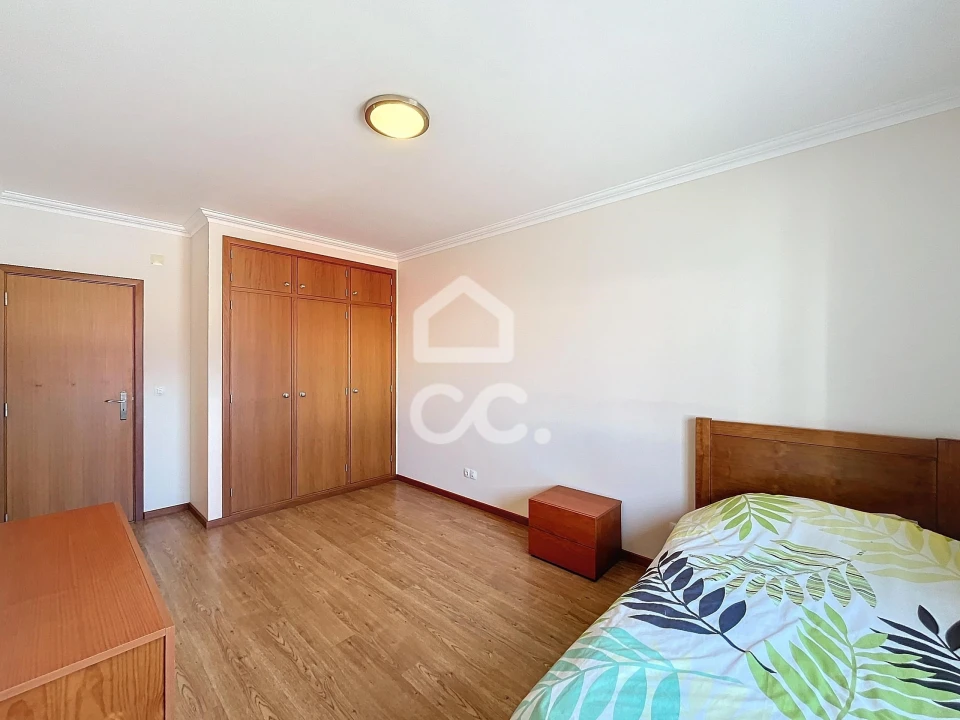 Apartamento T2 para Venda em Alfeizerão Foto 7