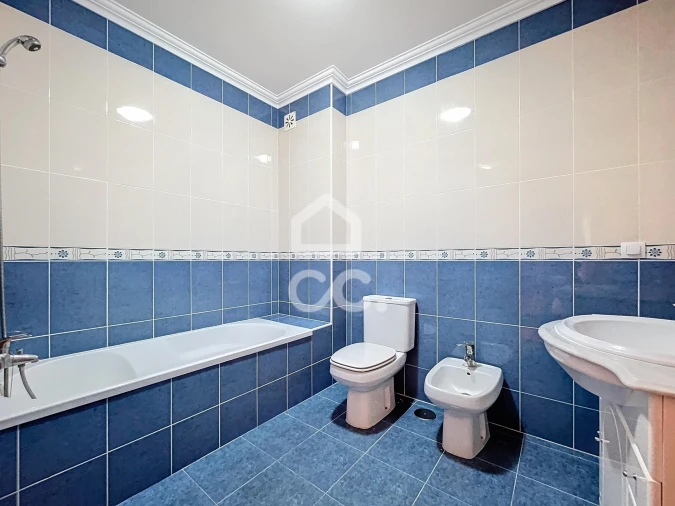 Apartamento T2 para Venda em Alfeizerão Foto 9