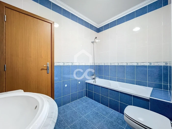 Apartamento T2 para Venda em Alfeizerão Foto 10