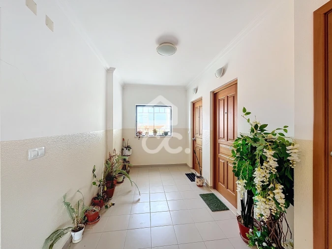 Apartamento T2 para Venda em Alfeizerão Foto 19