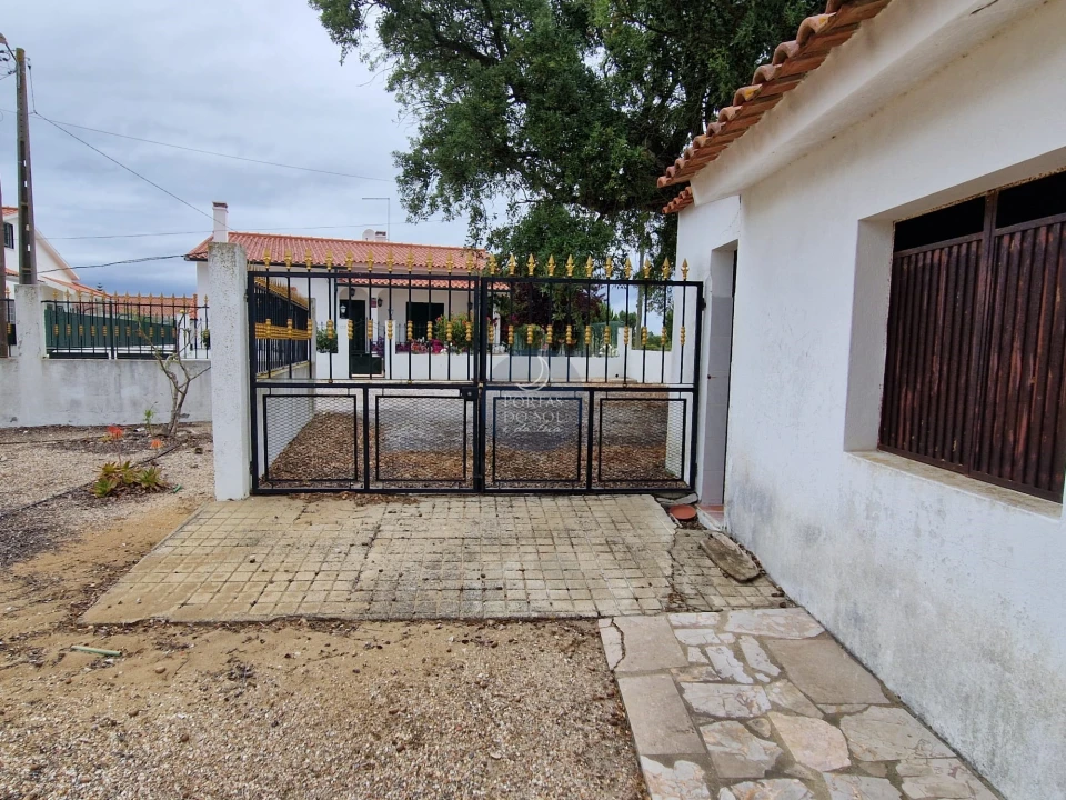 Moradia T4 para Venda em Vale de Santarem Foto 31