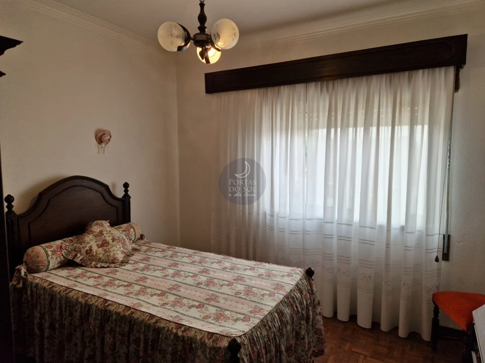 Moradia T4 para Venda em Vale de Santarem Foto 12