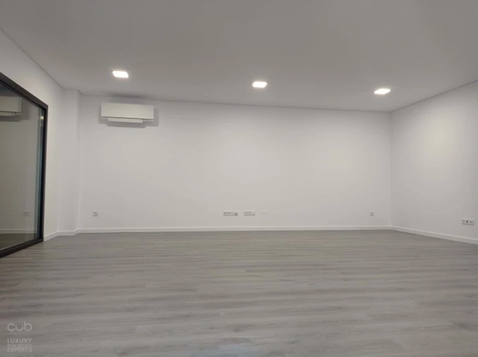 Apartamento T5 para Venda em Montijo e Afonsoeiro Foto 9