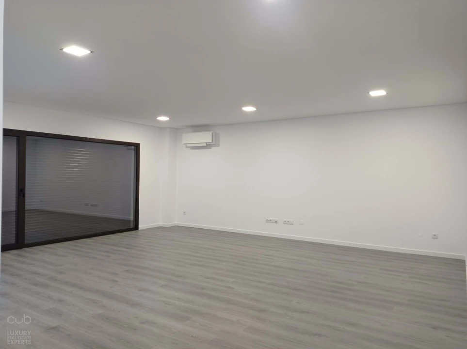 Apartamento T5 para Venda em Montijo e Afonsoeiro Foto 7