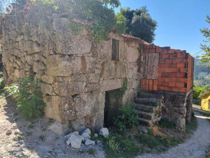 Moradia T3 para Venda em Tabuaças