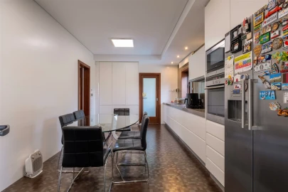 Moradia T4 para Venda em Cidade da Maia