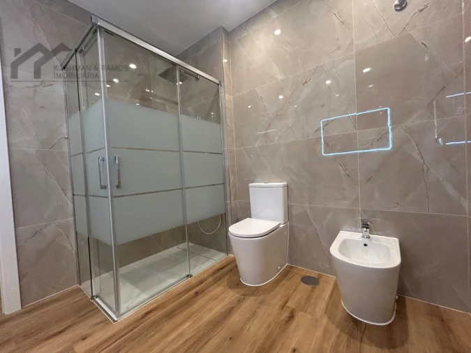 Moradia T3 para Venda em Campelos e Outeiro da Cabeça Foto 9