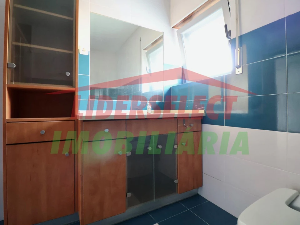 Apartamento T2 para Venda em A dos Cunhados e Maceira Foto 7