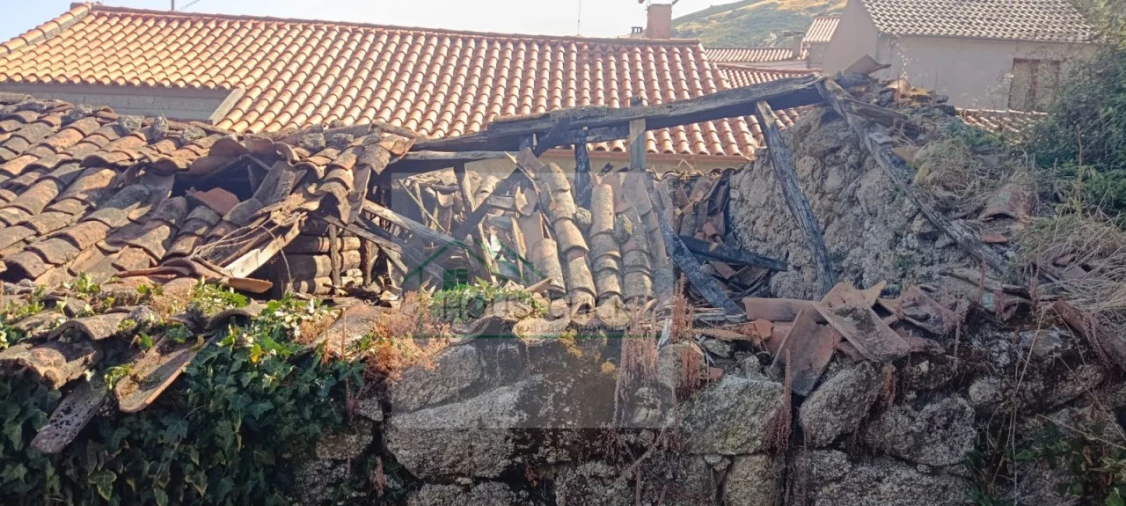 Moradia T2 para Venda em Gonçalo Foto 3