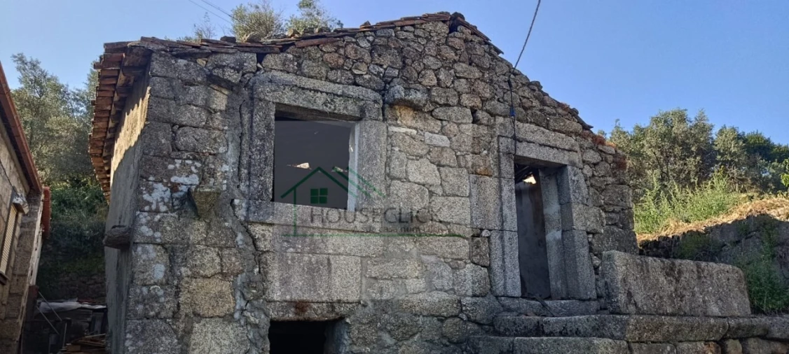 Moradia T2 para Venda em Gonçalo Foto 10