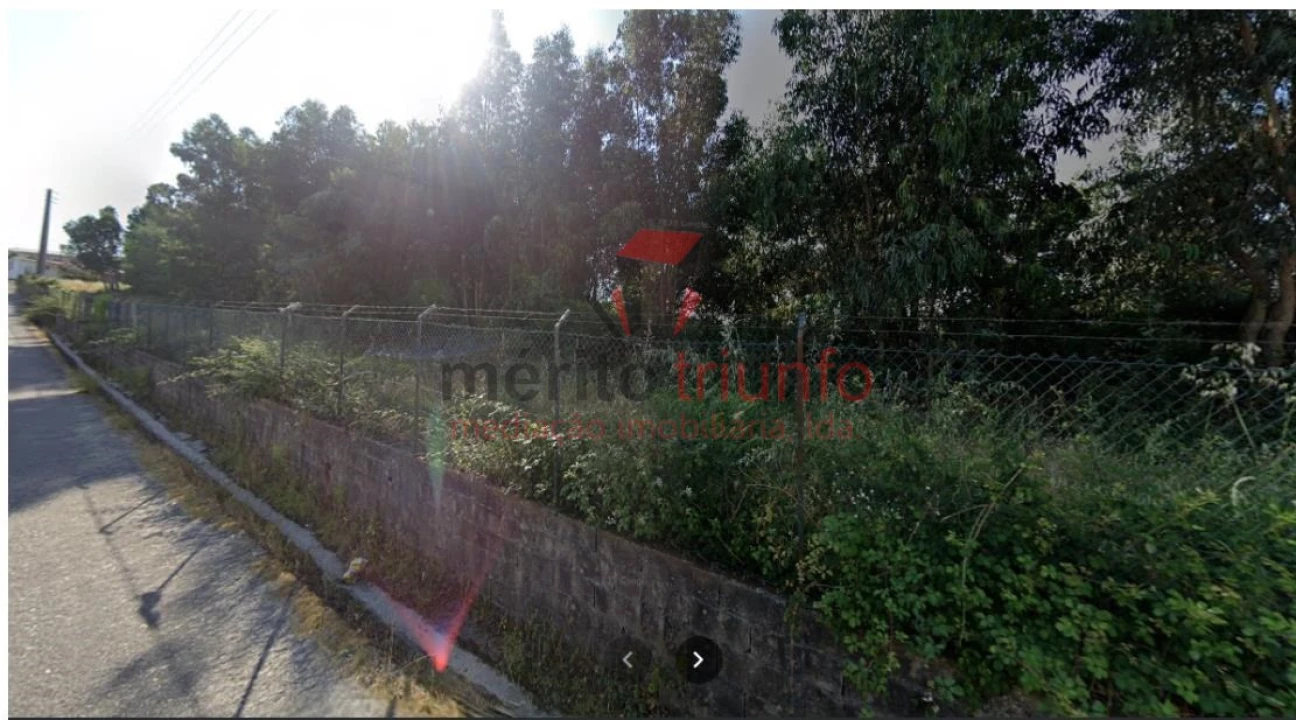 Terreno para Venda em Lordelo Foto 3