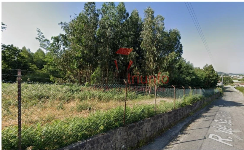 Terreno para Venda em Lordelo Foto 4