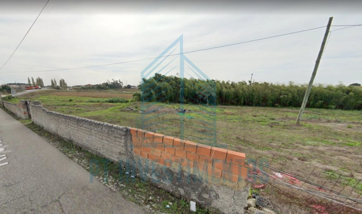 Quinta T3 para Venda em Aradas Foto 1