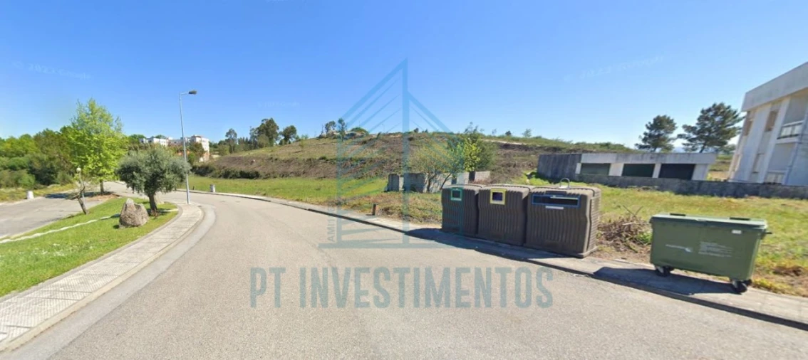 Terreno para Venda em Santa Comba Dão e Couto do Mosteiro Foto 2