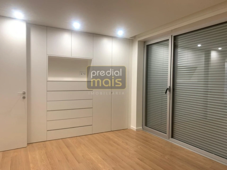Moradia T3 para Venda em Antas e Abade de Vermoim Foto 7