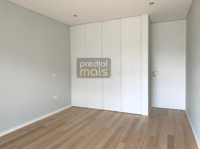 Moradia T3 para Venda em Antas e Abade de Vermoim Foto 10