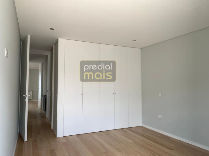 Moradia T3 para Venda em Antas e Abade de Vermoim Foto 12