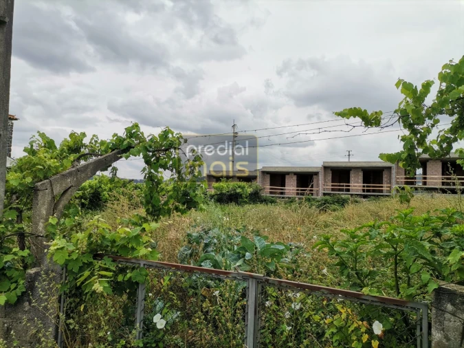 Terreno para Venda em Gondifelos, Cavalões e Outiz Foto 1