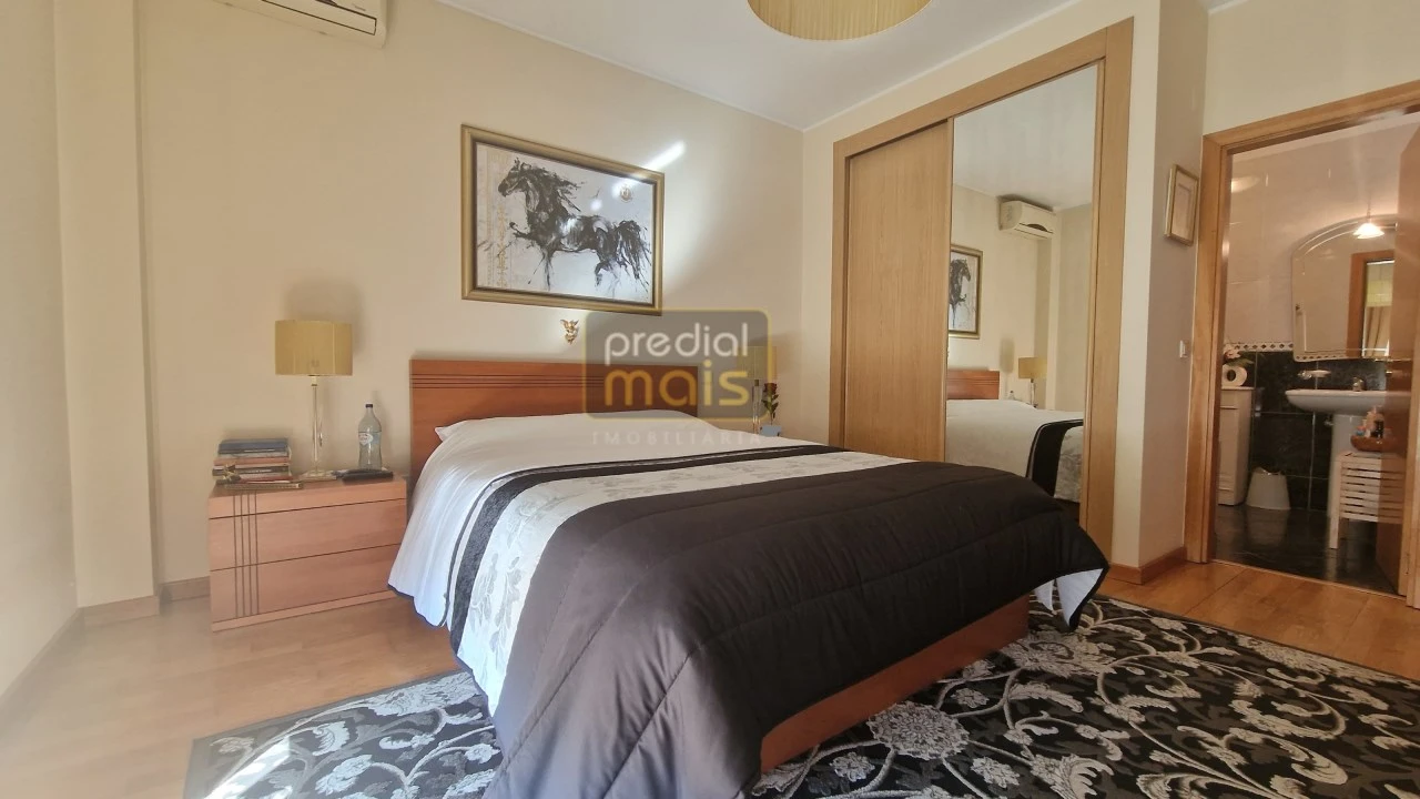 Apartamento T3 para Venda em Vila Nova de Famalicão e Calendário Foto 11