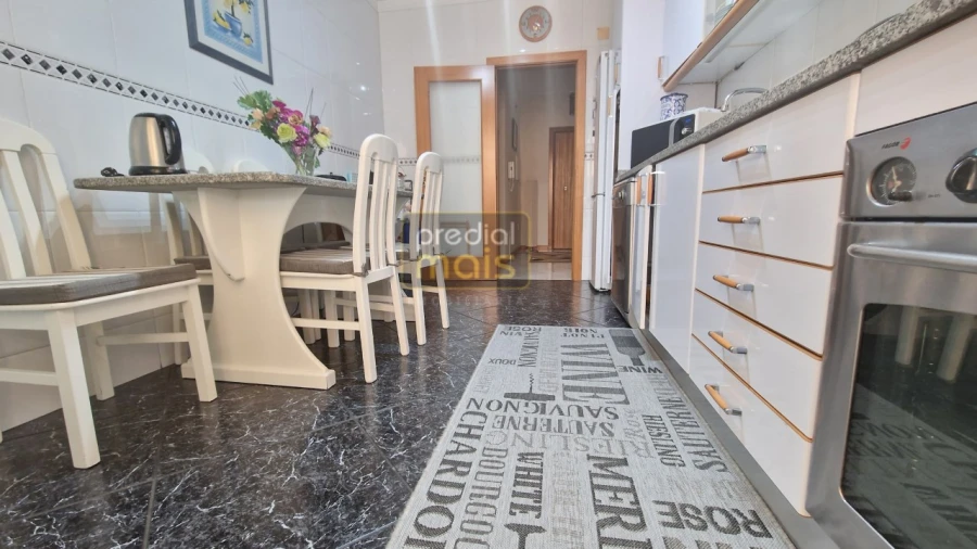 Apartamento T3 para Venda em Vila Nova de Famalicão e Calendário Foto 5
