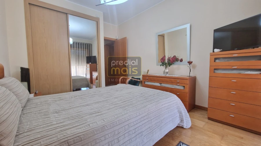 Apartamento T3 para Venda em Vila Nova de Famalicão e Calendário Foto 14