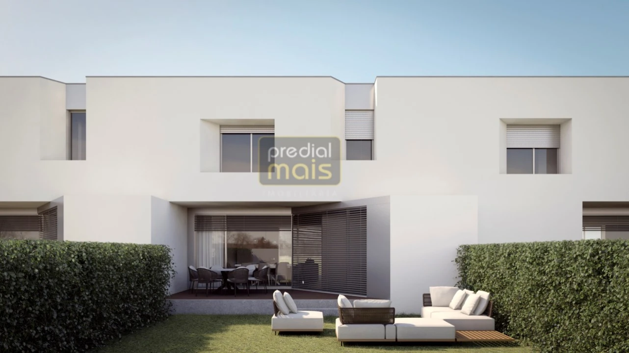 Moradia T4 para Venda em Vila Nova de Famalicão e Calendário Foto 2