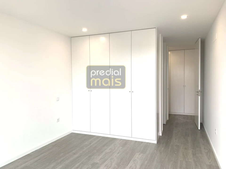 Moradia T3 para Venda em Louro Foto 4