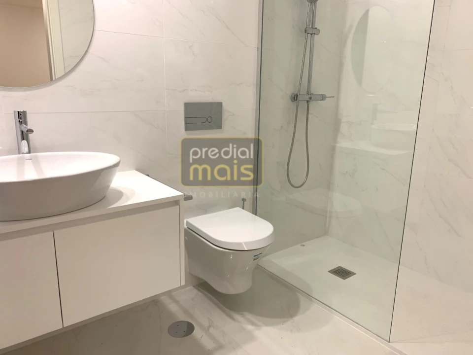 Moradia T3 para Venda em Louro Foto 5