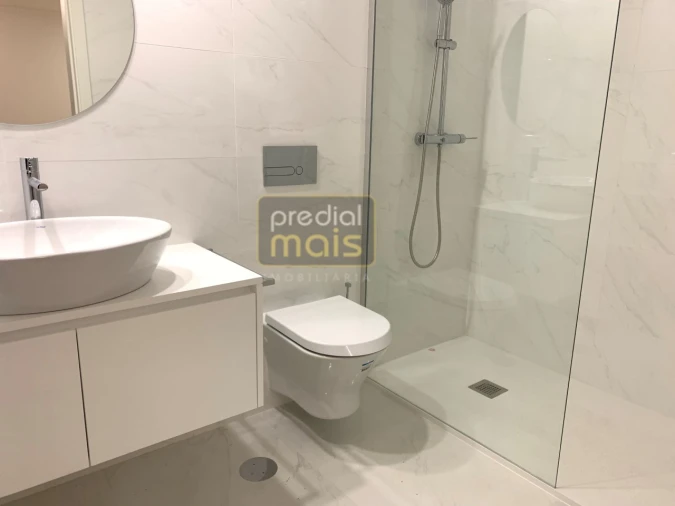 Moradia T3 para Venda em Louro Foto 5