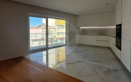 Apartamento T3 para Venda em Póvoa de Varzim, Beiriz e Argivai