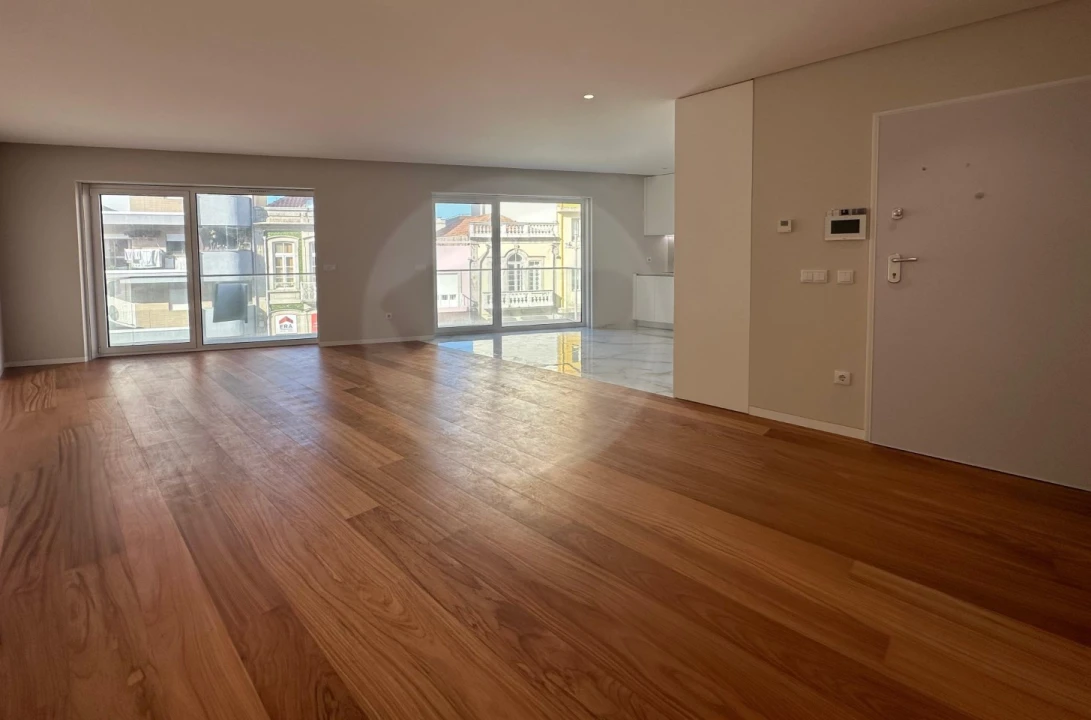 Apartamento T3 para Venda em Póvoa de Varzim, Beiriz e Argivai Foto 3