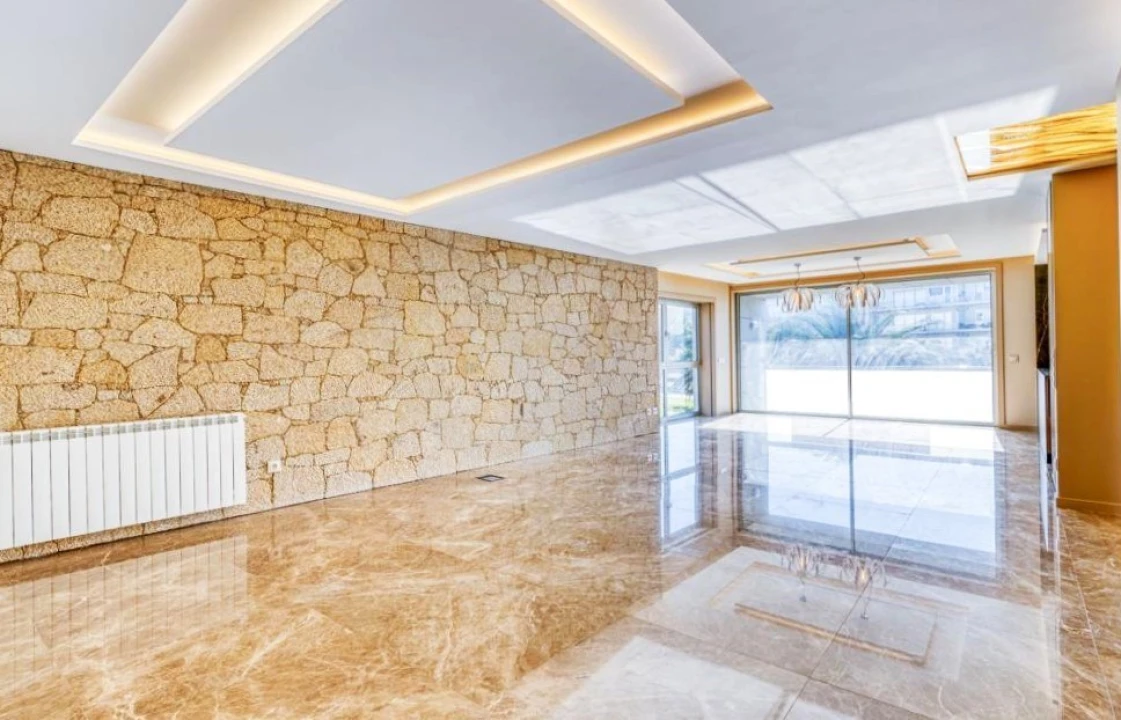 Apartamento T4 para Venda em Vila do Conde Foto 1
