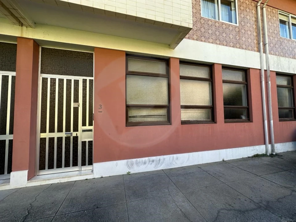 Armazém para Venda em Aver-O-Mar, Amorim e Terroso Foto 11