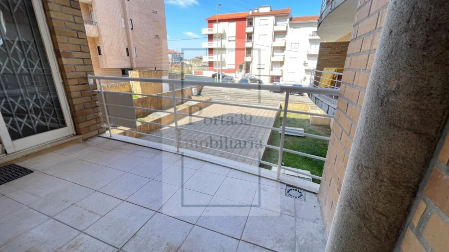 Apartamento para Venda em Rio Tinto Foto 17