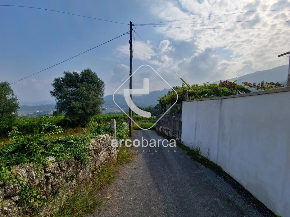 Terreno para Venda em Gondufe Foto 2