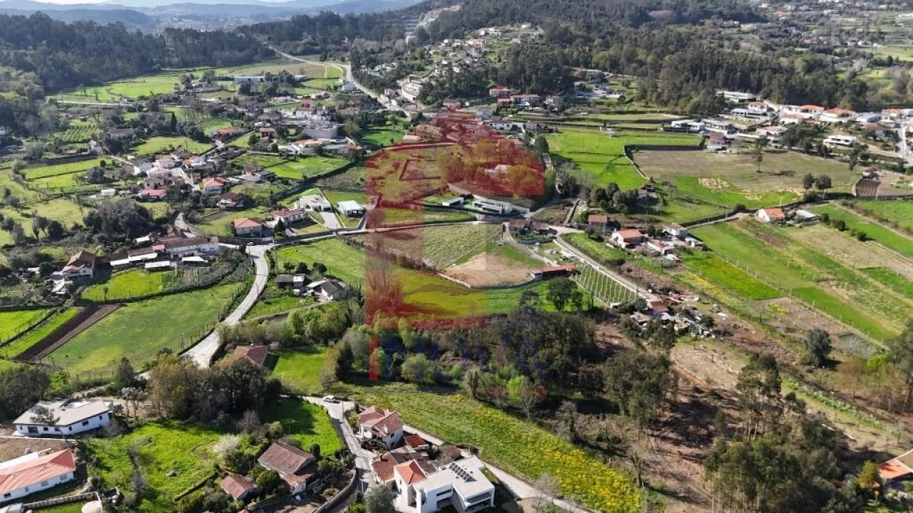 Moradia T4 para Venda em Turiz Foto 85
