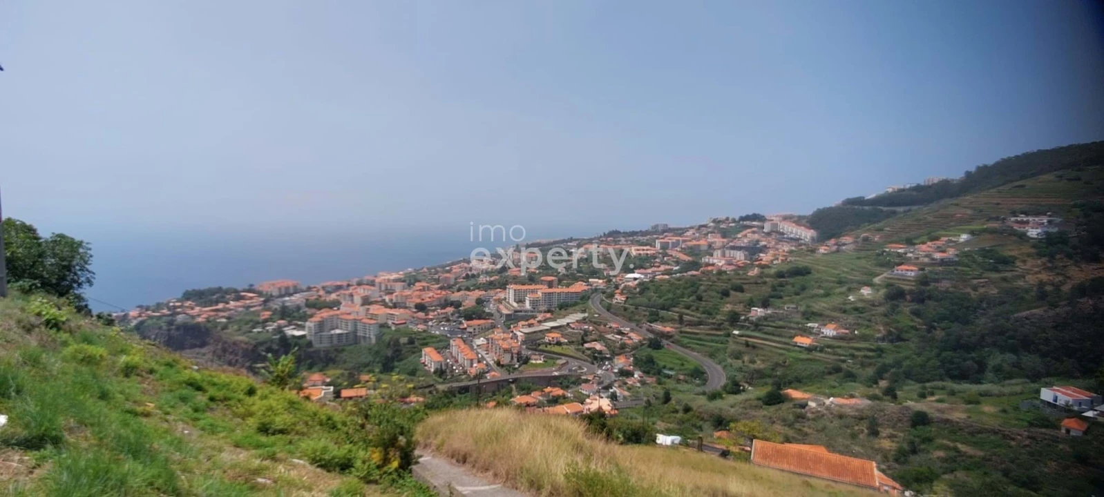 Terreno para Venda em Caniço Foto 1