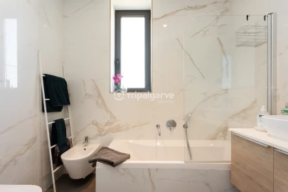 Apartamento T3 para Venda em Albufeira e Olhos de Água