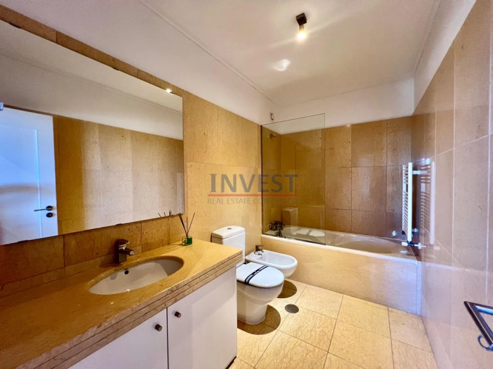 Apartamento T5 para Venda em Aldoar, Foz do Douro e Nevogilde Foto 31
