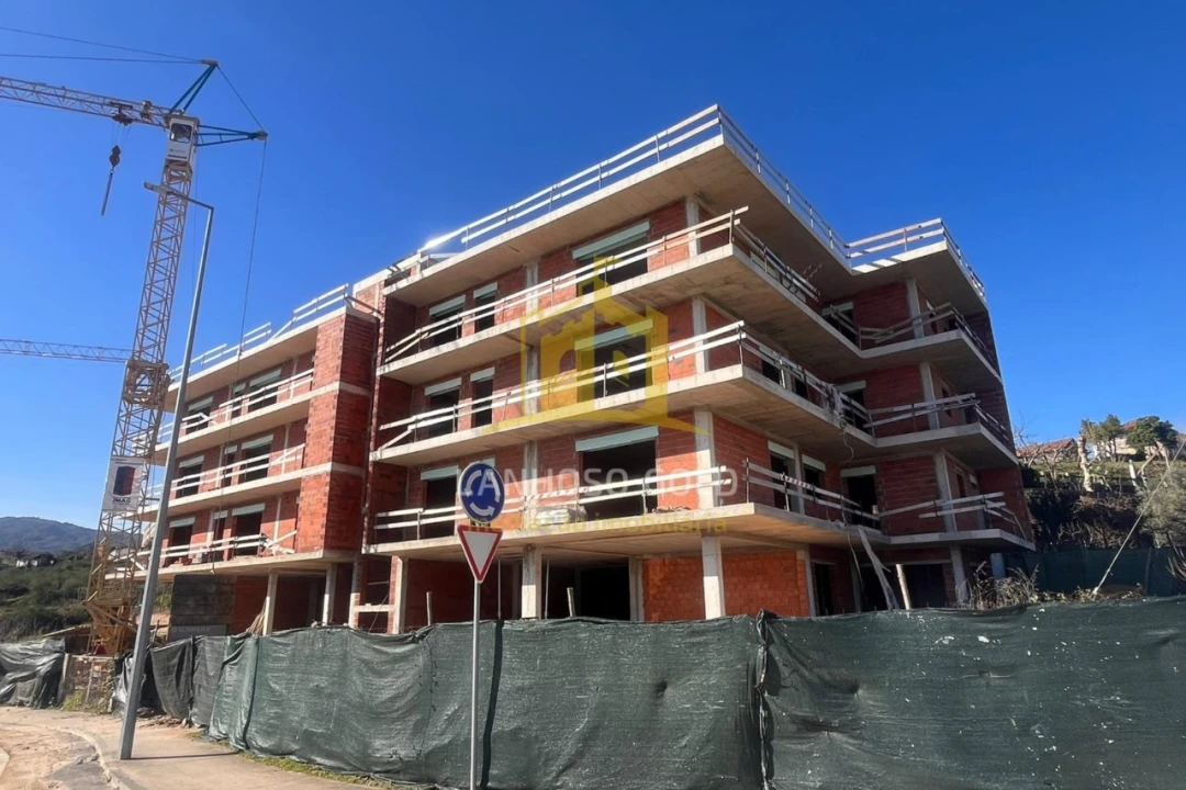 Apartamento T2 para Venda em Refojos de Basto, Outeiro e Painzela Foto 1