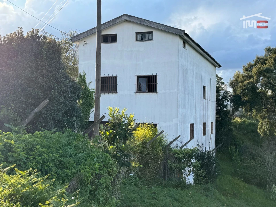 Moradia T3 para Venda em Nossa Senhora das Misericordias Foto 8