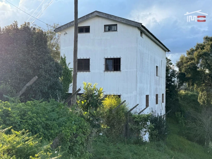 Moradia T3 para Venda em Nossa Senhora das Misericordias Foto 8