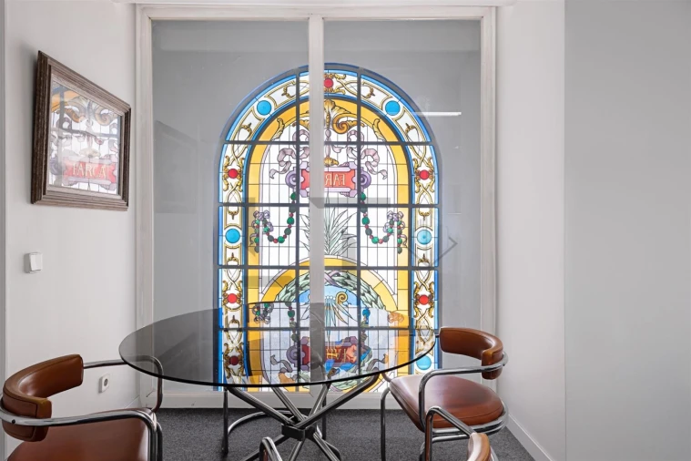 Escritório para Arrendamento em Santa Maria Maior Foto 1