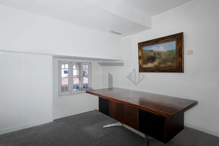 Escritório para Arrendamento em Santa Maria Maior Foto 12