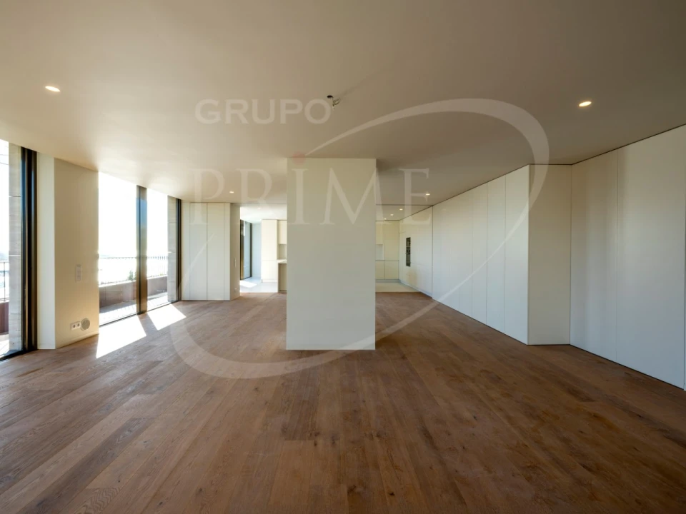 Apartamento T3 para Venda em Lordelo do Ouro e Massarelos Foto 30