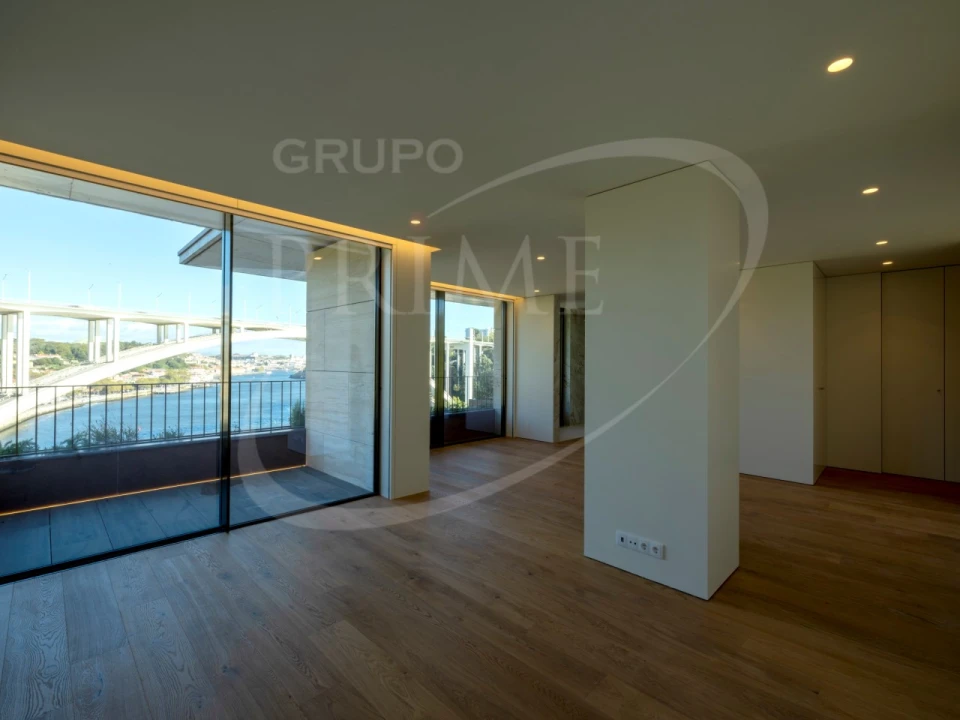 Apartamento T3 para Venda em Lordelo do Ouro e Massarelos Foto 38