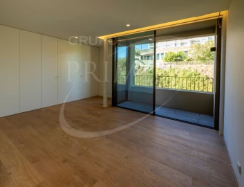 Apartamento T3 para Venda em Lordelo do Ouro e Massarelos