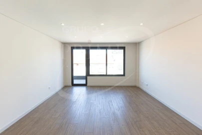 Apartamento T4 para Venda em Ramalde